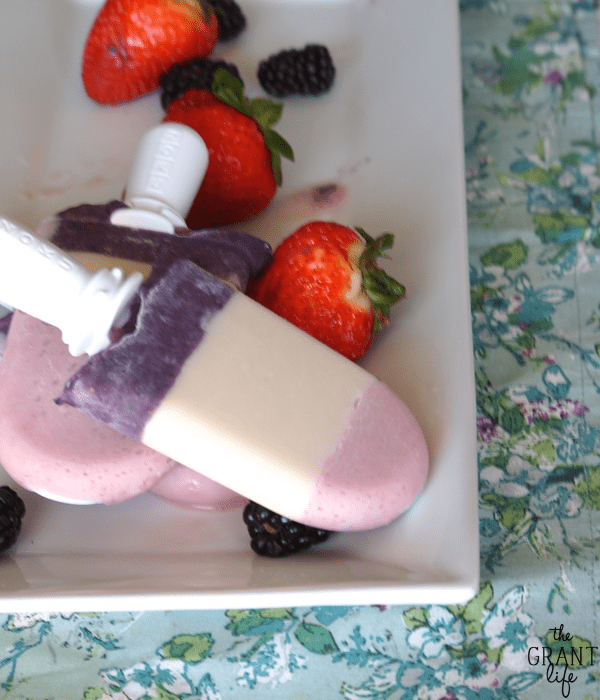 Easy double berry popsicles