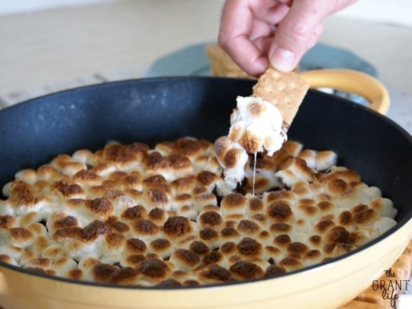 easy skillet smores with reeses