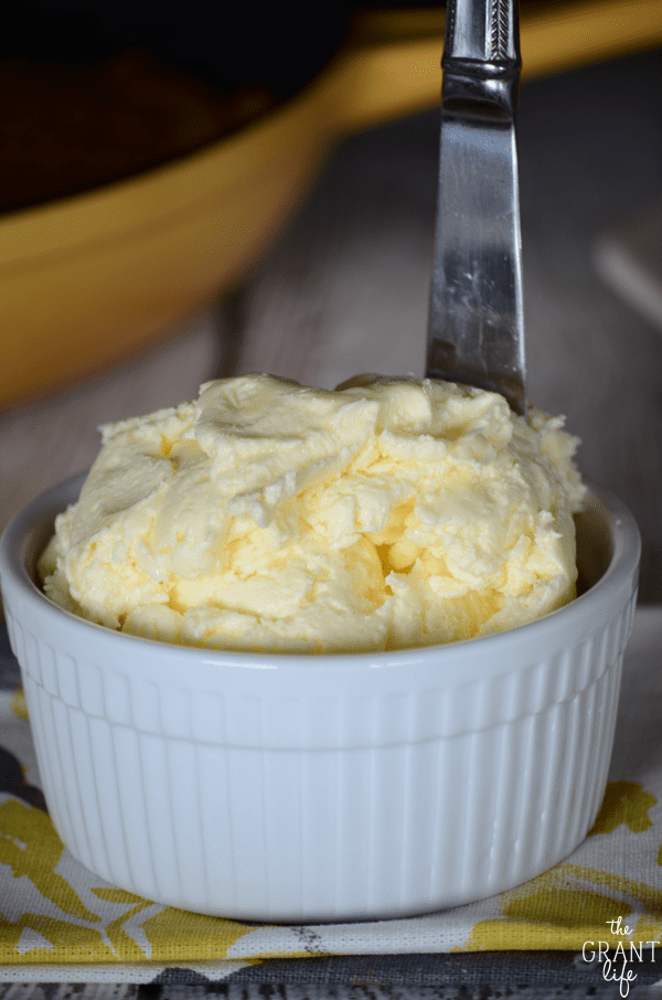 Easy homemade honey butter recipe