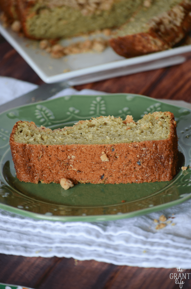 Zucchini bread with crumb topping!  Thick and moist, this zucchini bread is perfect for breakfast or snacking