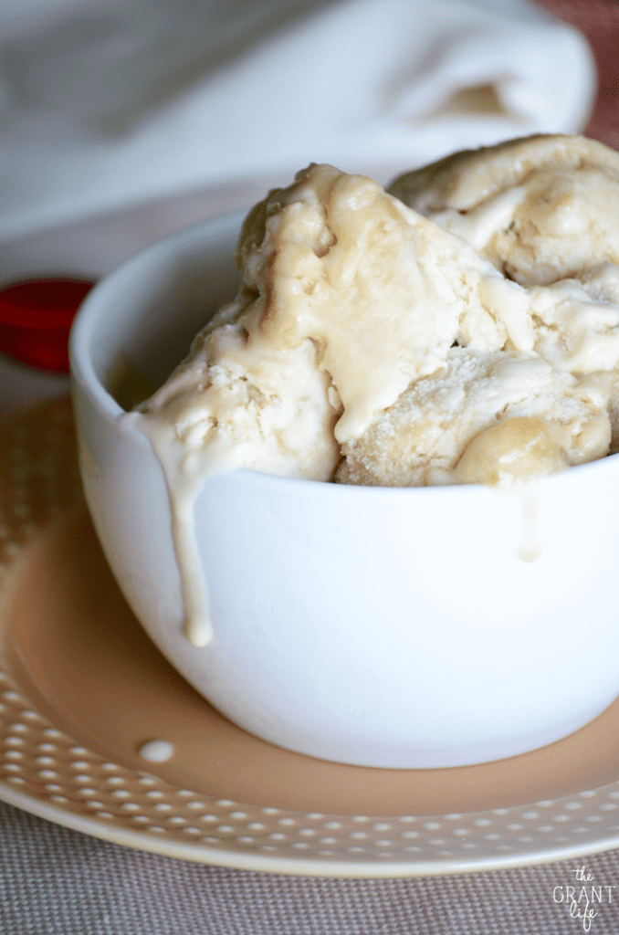 How to make delicious bananas foster ice cream