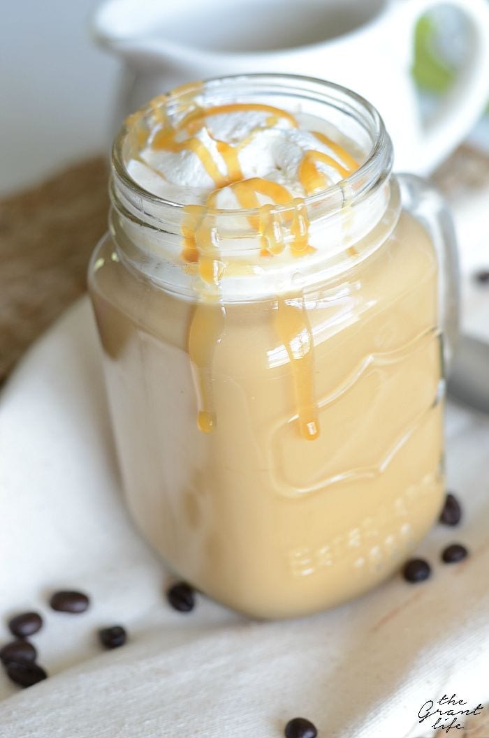 Vanilla latte - make this coffee house drink at home!