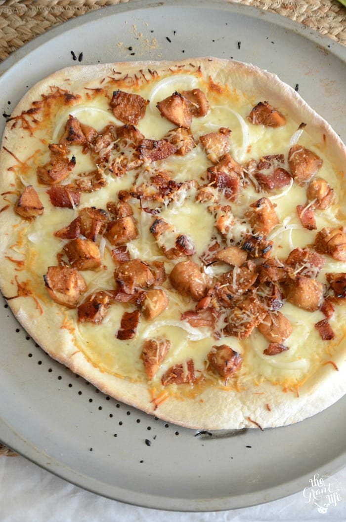 Chicken teriyaki pizza