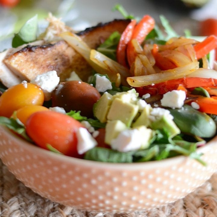 Chicken fajita salad