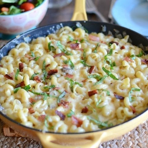 Homemade-French-onion-dip-pasta-with-bacon.jpg