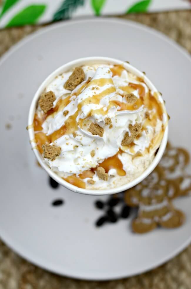 https://mommakesdinner.com/wp-content/uploads/2018/11/Copycat-Starbucks-gingerbread-latte.jpg