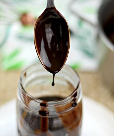 chocolate sauce with cocoa powder