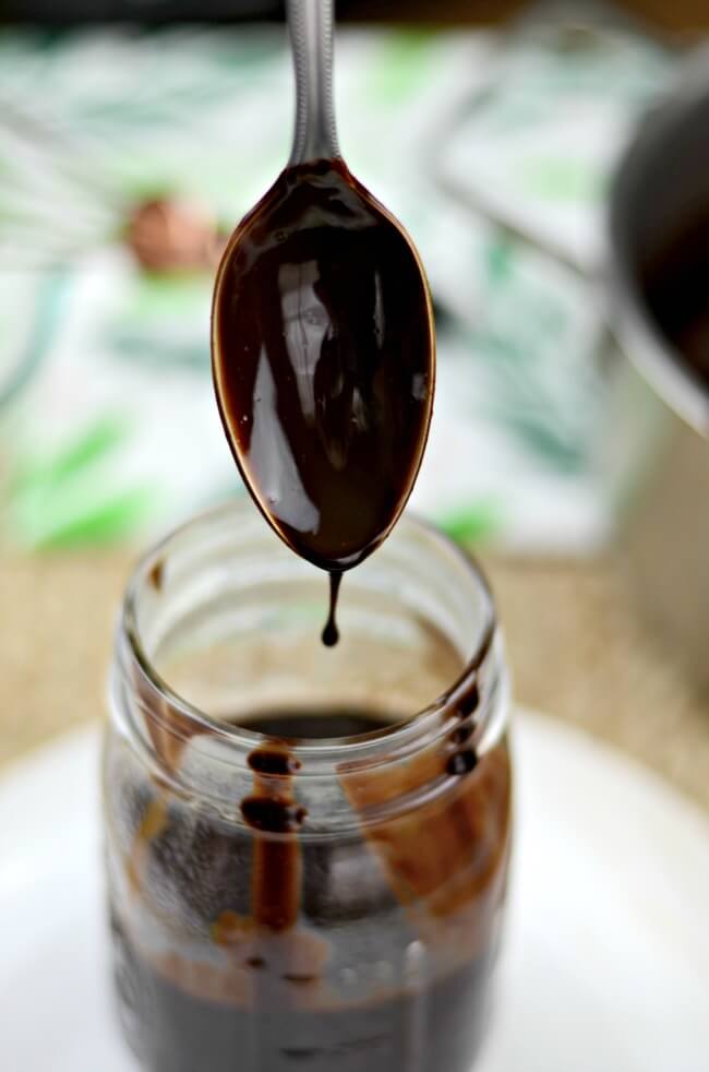 chocolate sauce with cocoa powder