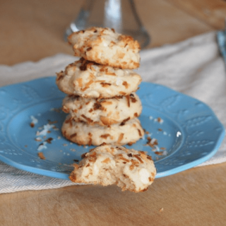 White Chocolate Macademia Cookies