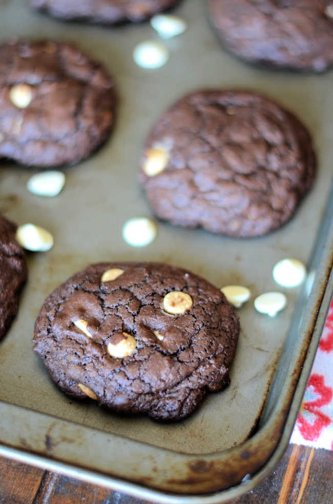 How to make white chocolate cookies