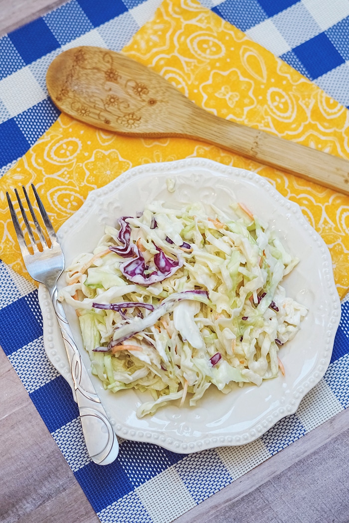 Homemade Classic Coleslaw - mom makes dinner