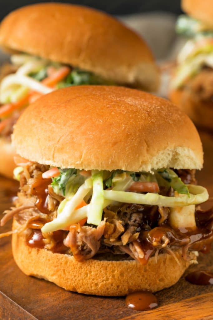 the best crockpot pulled pork sliders