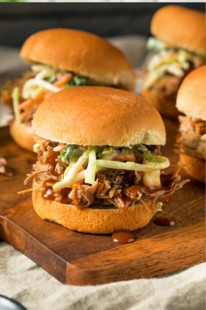 easy crockpot pulled pork sliders