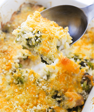 Cheesy Chicken Broccoli Rice Casserole easy