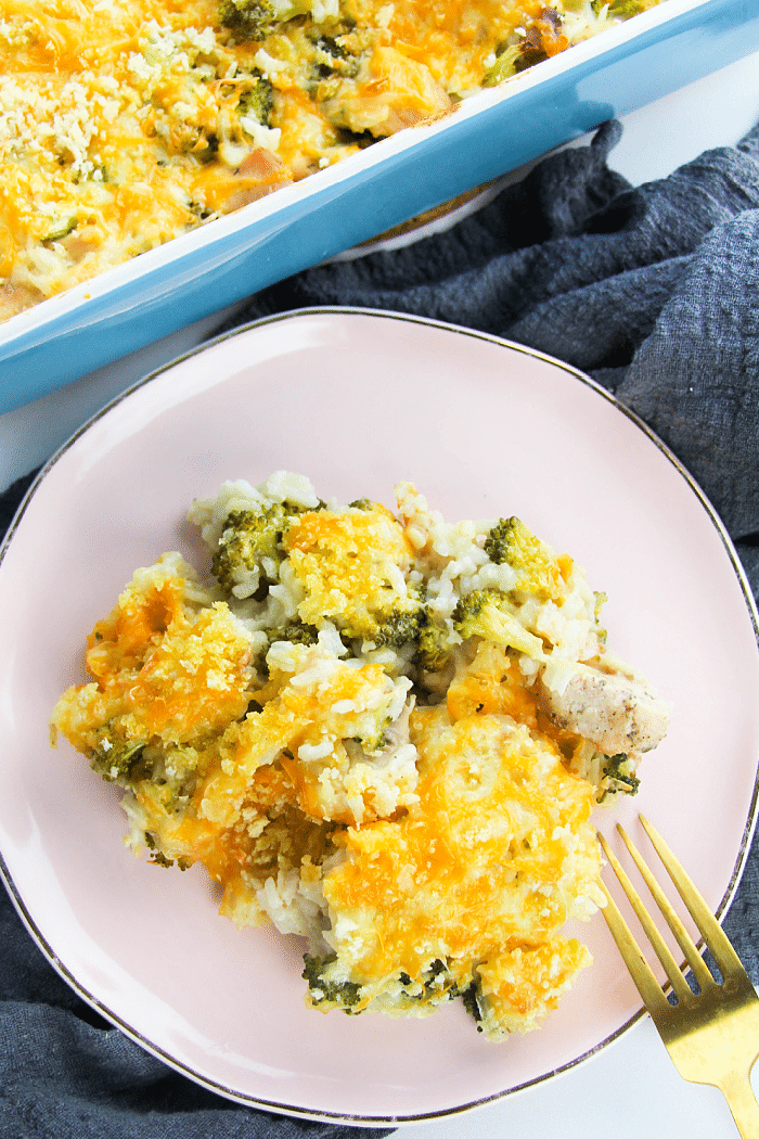 Cheesy Chicken Broccoli Rice Casserole mom makes dinner