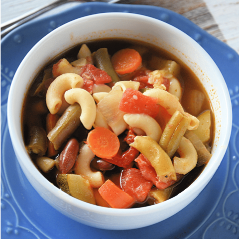 Easy minestrone soup