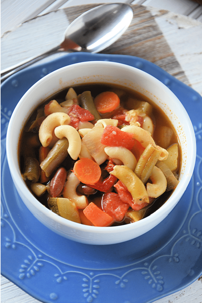 Easy minestrone soup