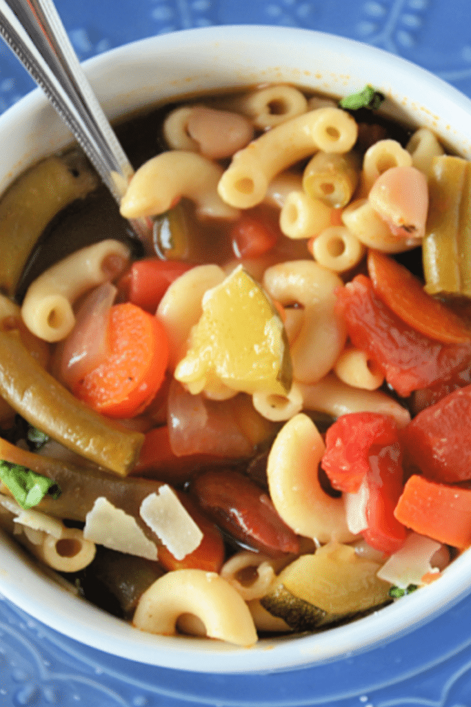 easy minestrone soup recipe to make at home