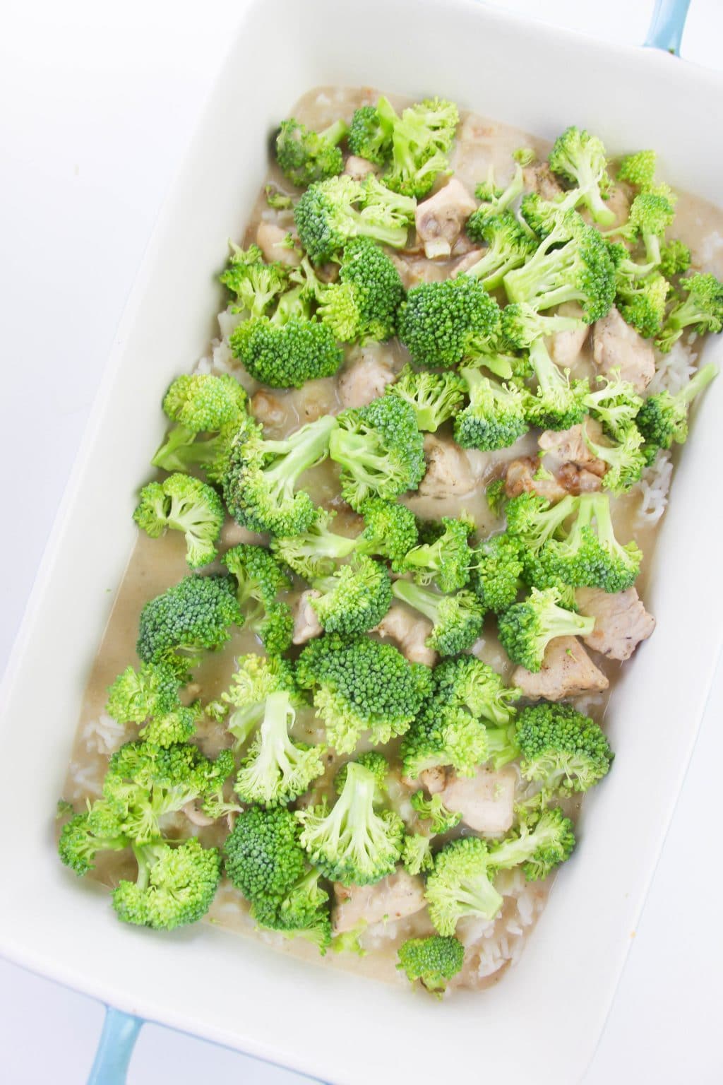 Cheesy Chicken Broccoli Rice Casserole mom makes dinner