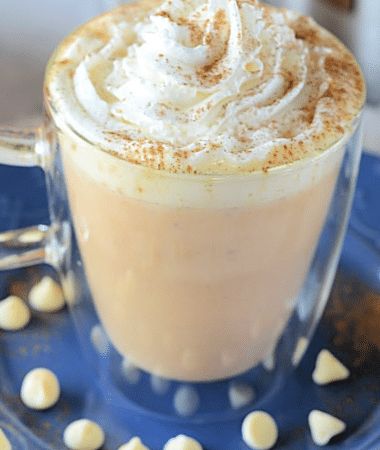 How to make a pumpkin white hot chocolate