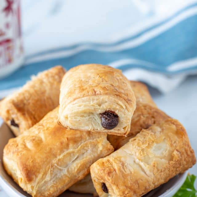 chocolate-croissant-starbucks-a-flaky-and-chocolatey-treat