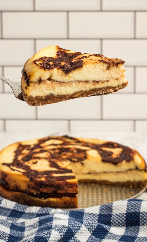 Instant Pot Cinnamon Swirl Cheesecake (2)