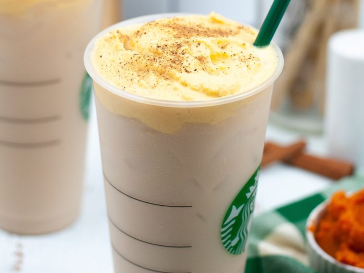 https://mommakesdinner.com/wp-content/uploads/2021/08/Starbucks-chai-latte-with-pumpkin-sweet-cream-recipe-2-720x540.jpg