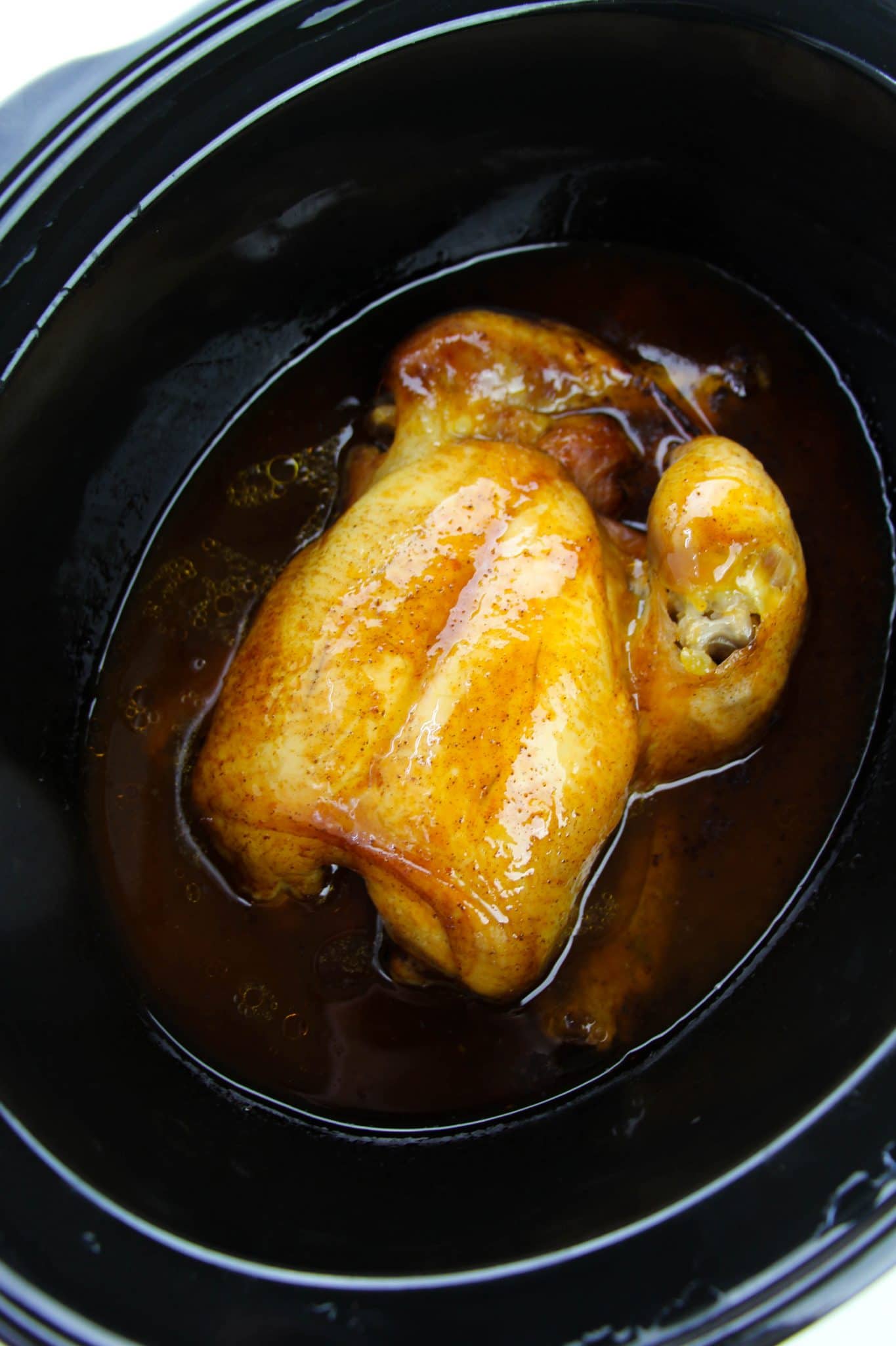 Crock-Pot Whole BBQ Chicken - mom makes dinner