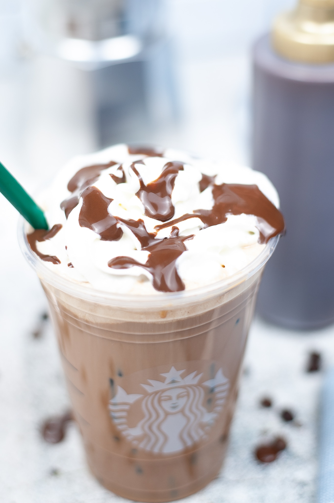 Copycat Starbucks Iced Mocha - mom makes dinner