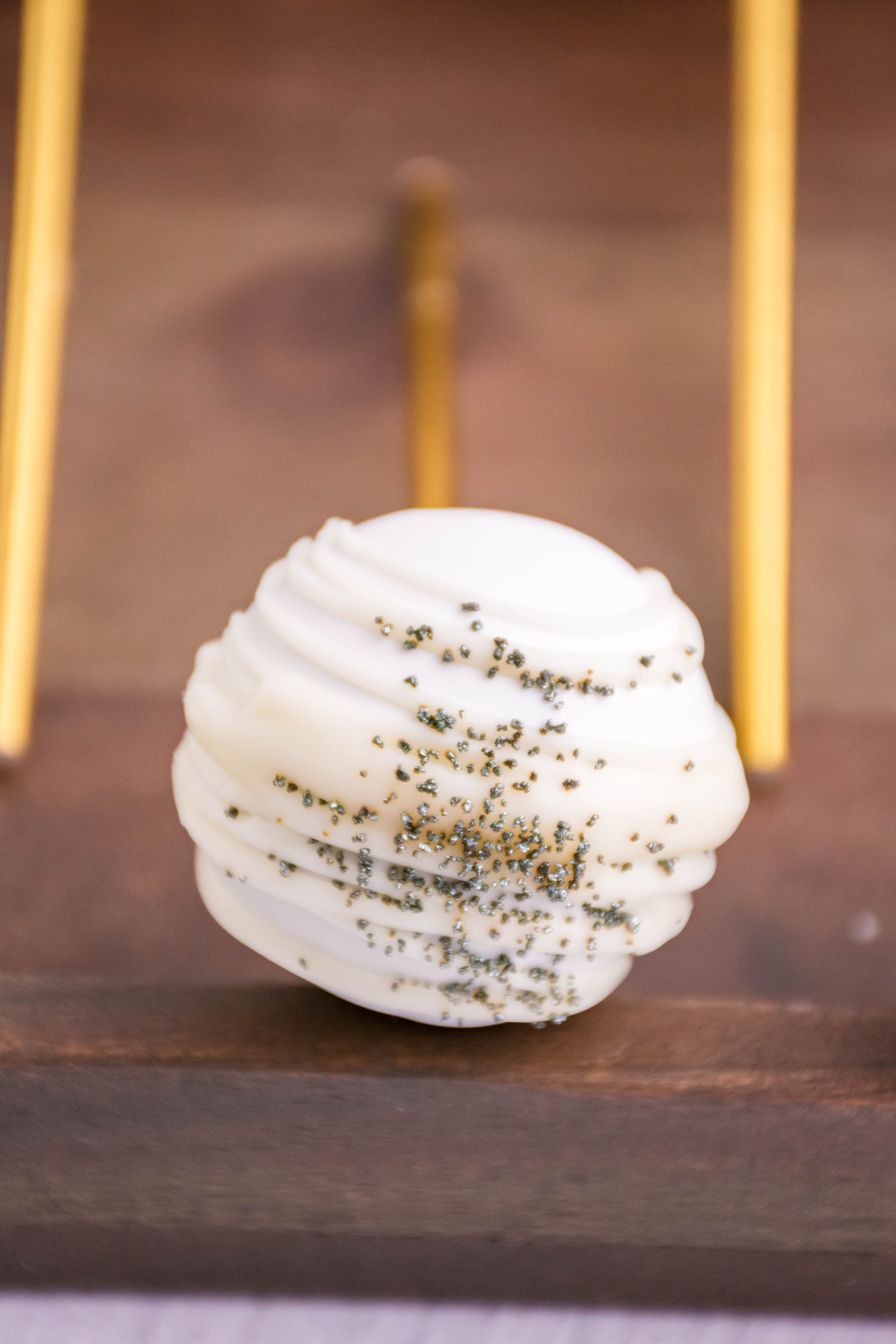 Festive Chocolate Coated Spicy Ginger Cake Pops