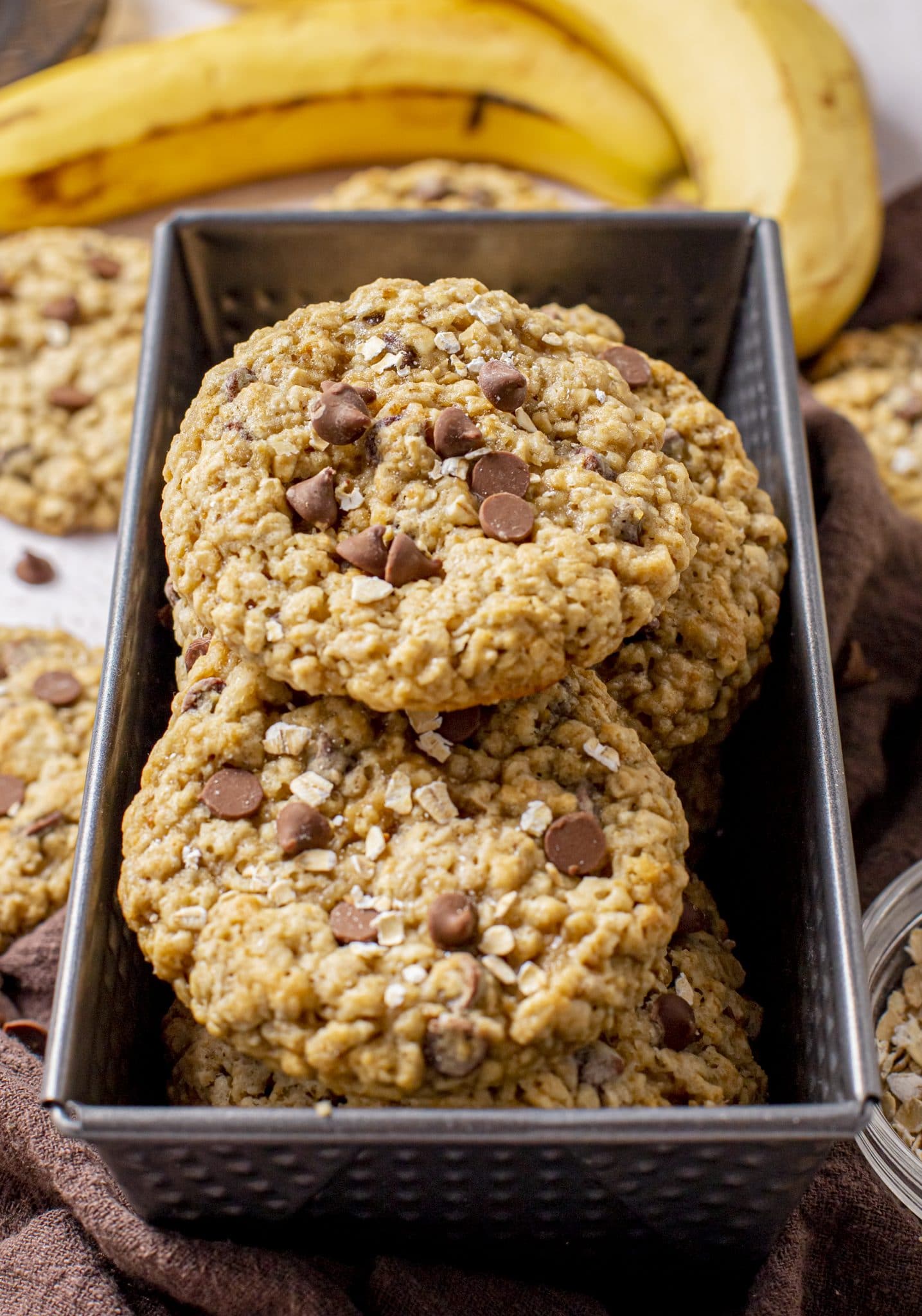 Banana Oatmeal Chocolate Chip Cookies mom makes dinner