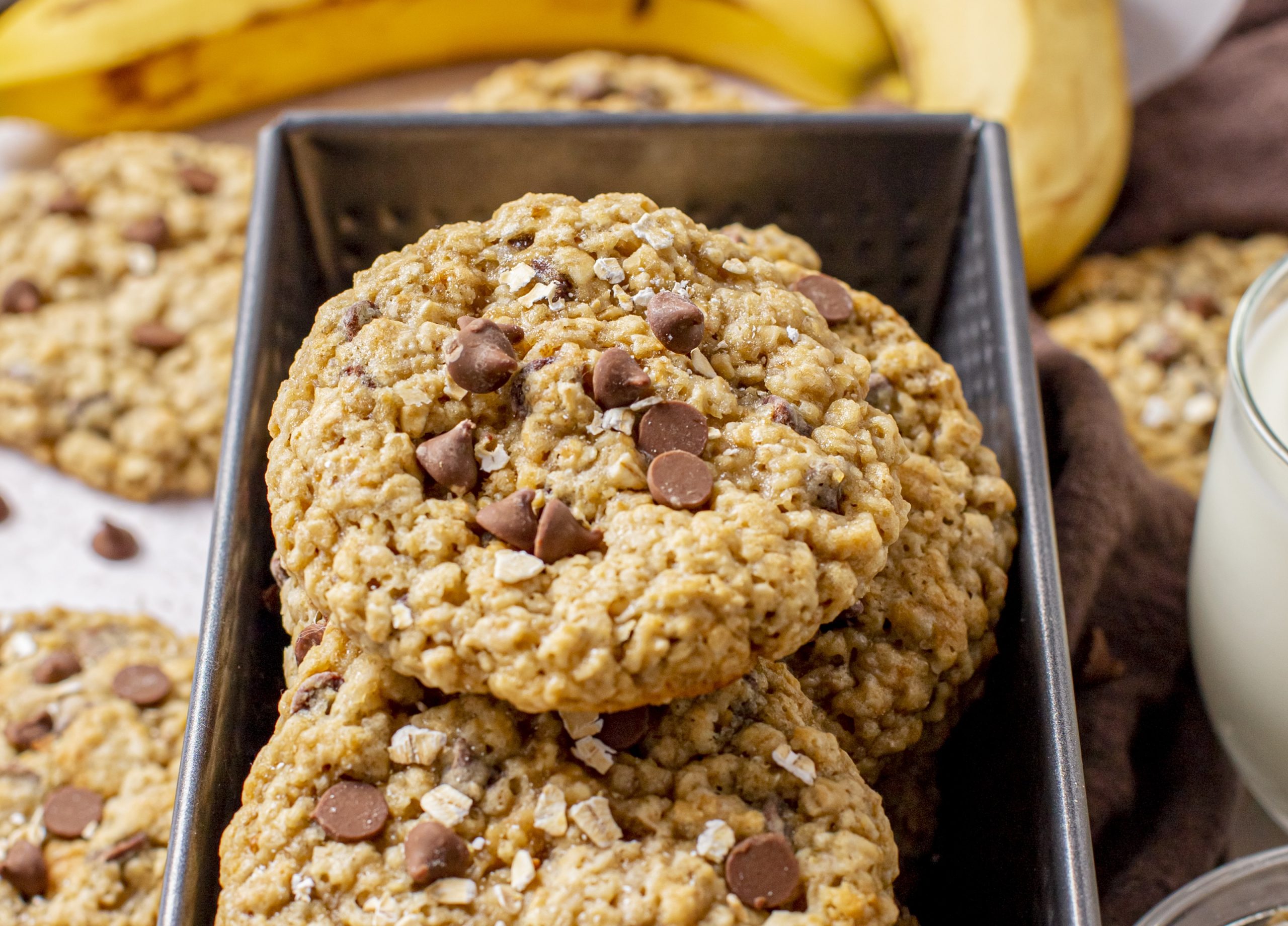 Banana Oatmeal Chocolate Chip Cookies