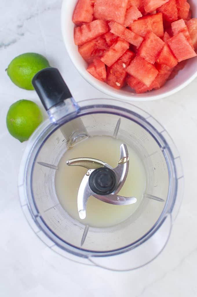 How to make a watermelon margarita (3)