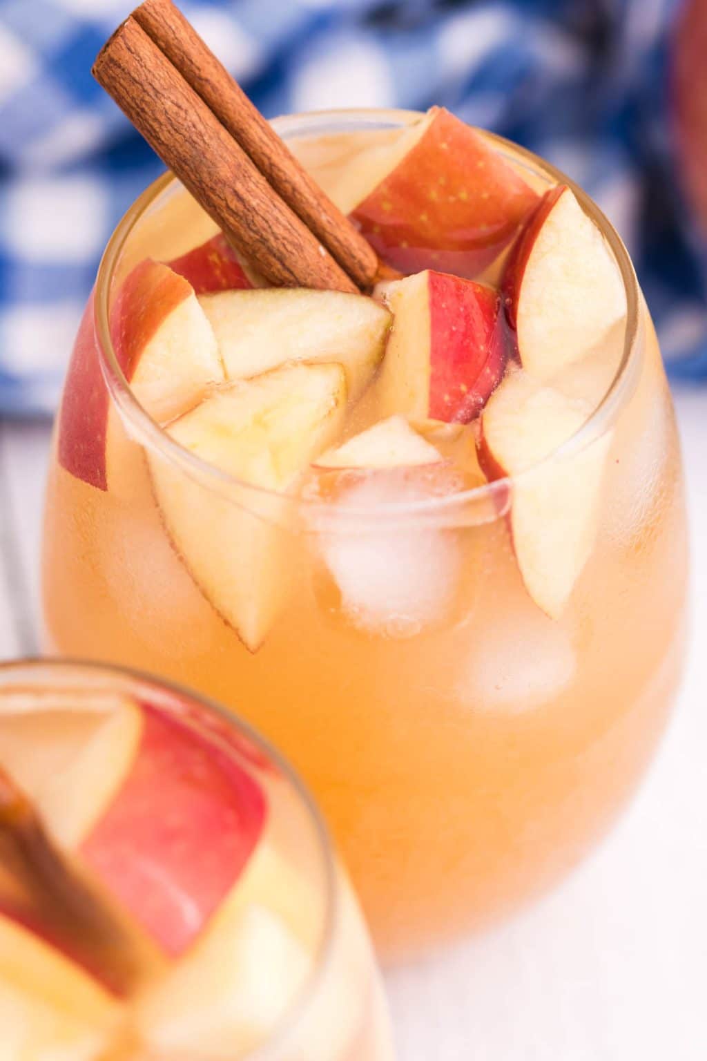 Caramel Apple Sangria - mom makes dinner