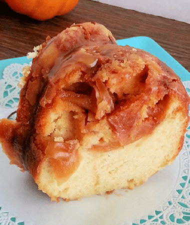 The-best-caramel-apple-bundt-cake