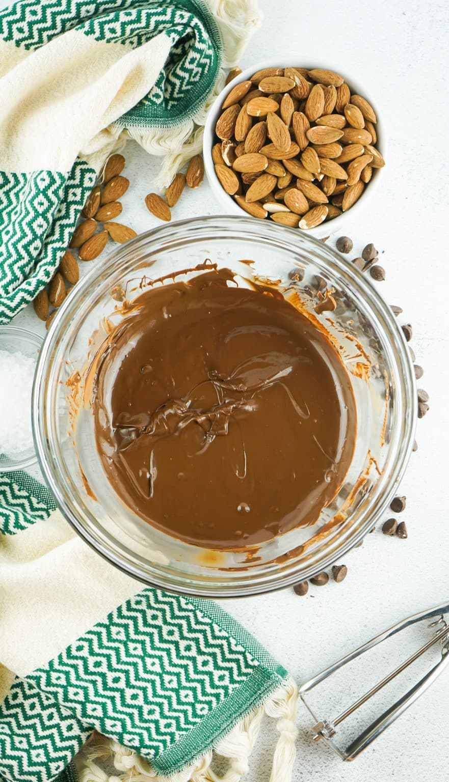 Chocolate Almond Clusters mom makes dinner