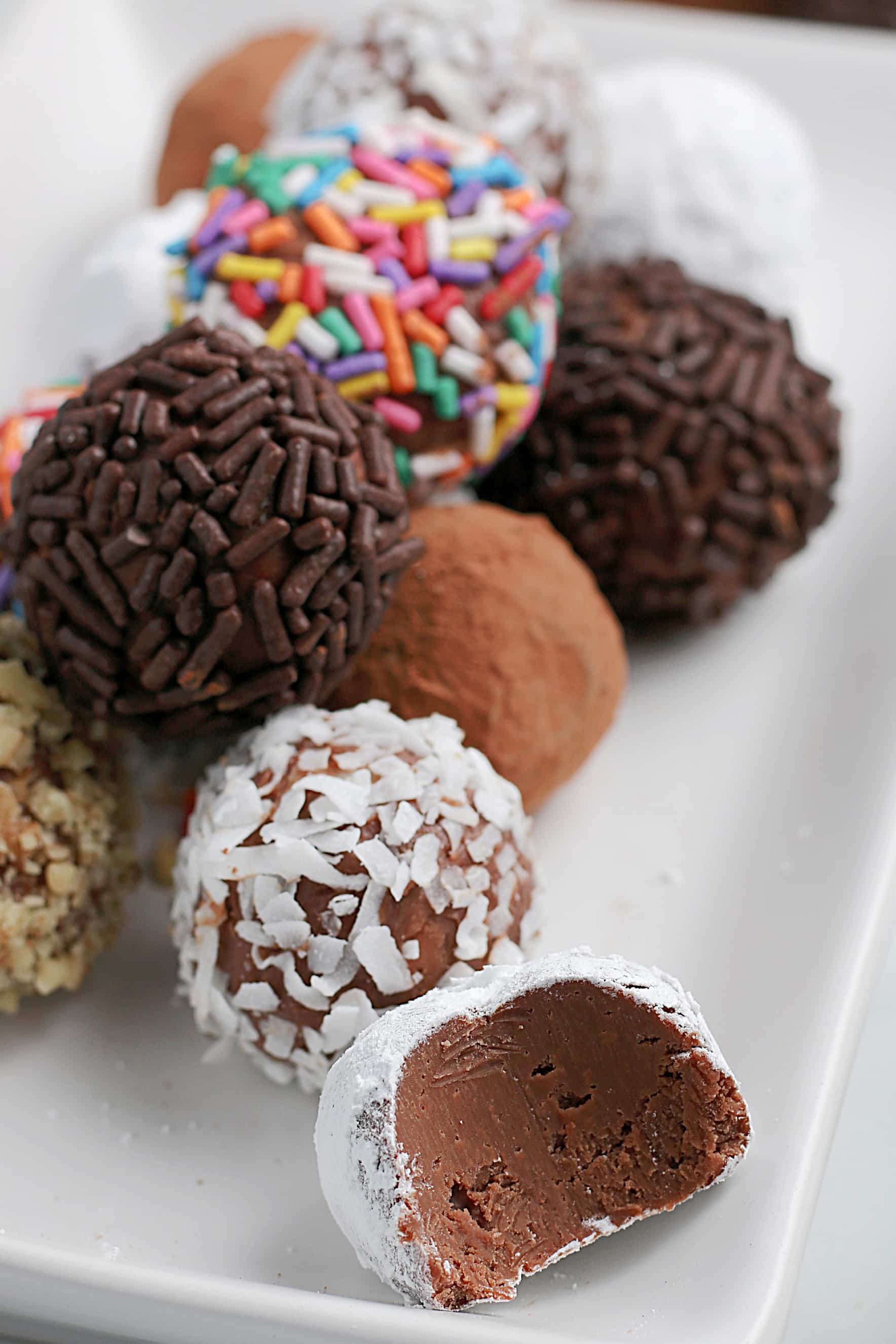 Easy-chocolate-truffles.jpg