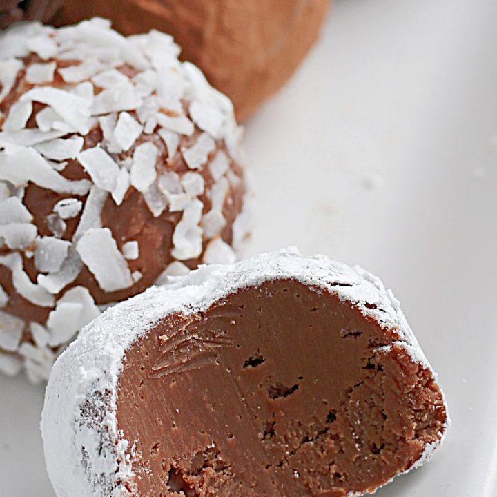 Easy Chocolate Truffles