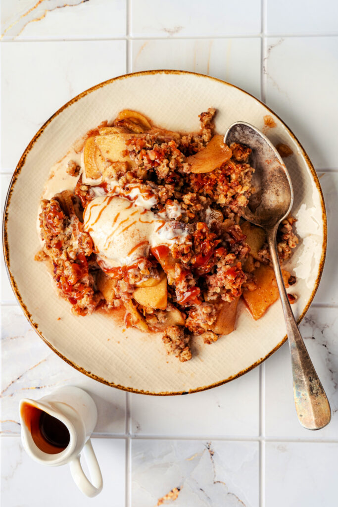 overhead of apple crisp on a plate